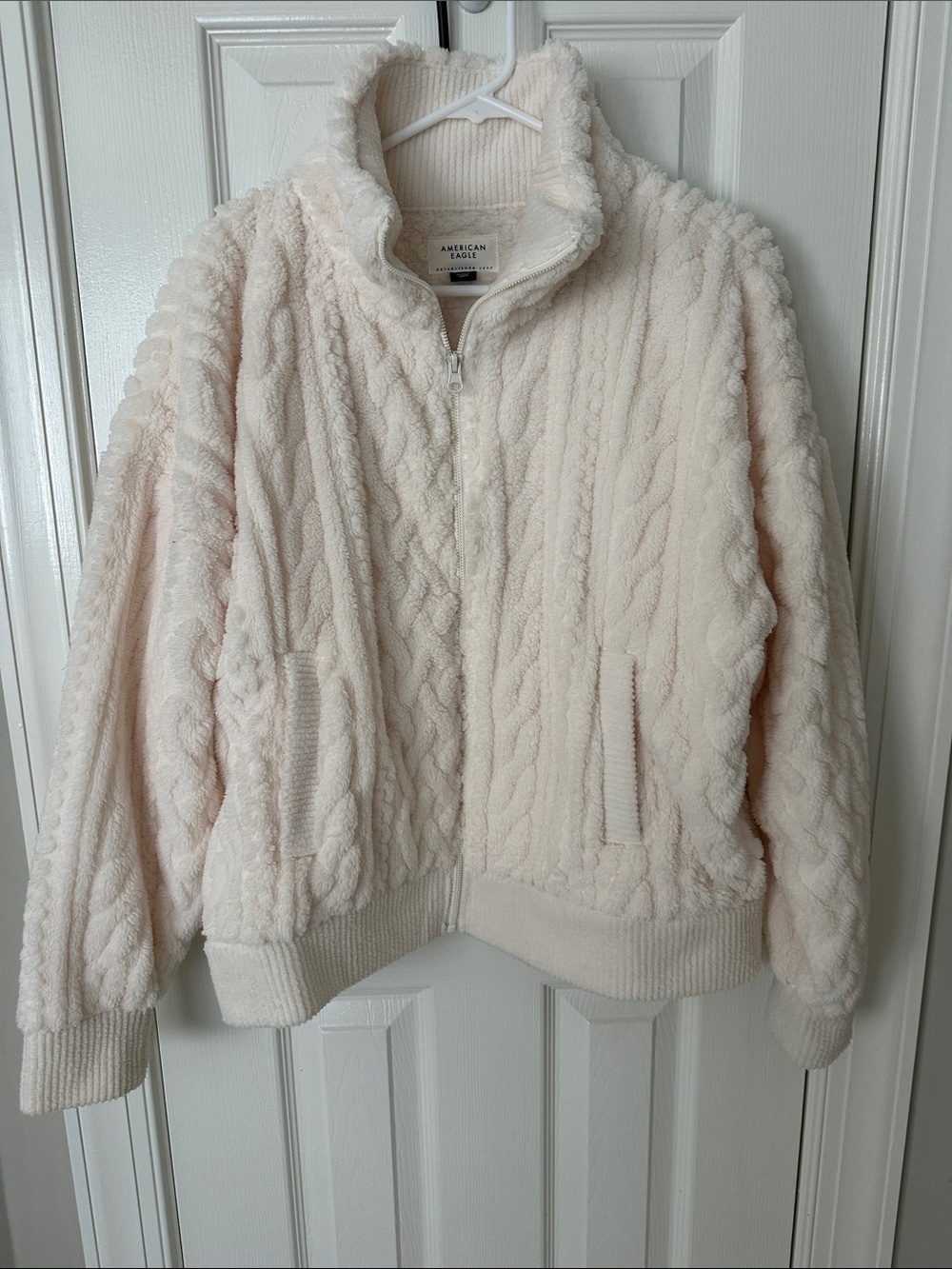American Eagle Outfitters Light Cream Plush Zip-Up Cardigan